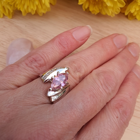 Pink Swarovski Crystal Silver Ring - Picture 7 of 11